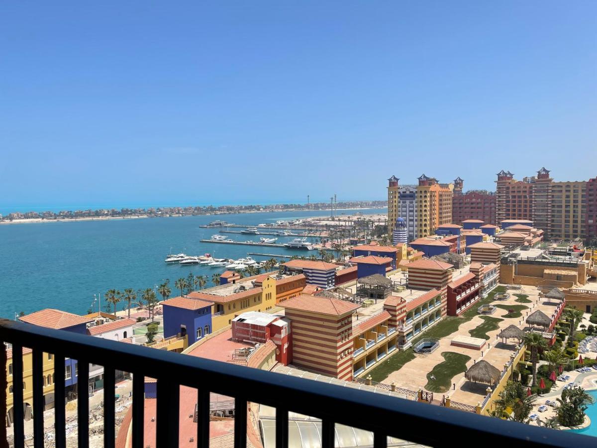 Sea View Apartment In Porto Marina El Alamein Exterior foto